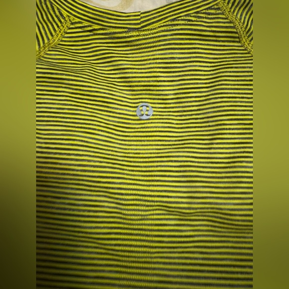 LULULEMON WOMENS ATHLETIC TOP SHIRT MULTICOLOR GREEN SIZE 8 - Picture 4 of 5